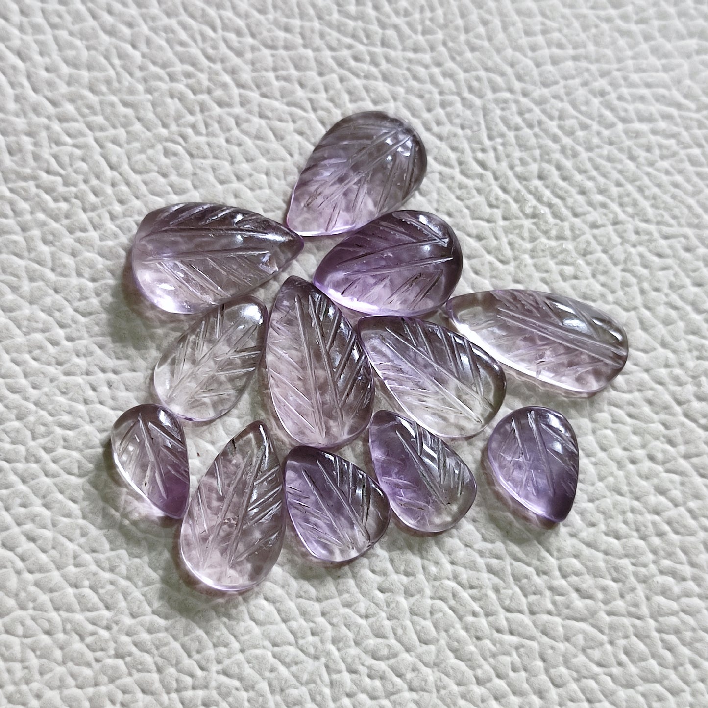 Natural Carving Amethyst Gemstone A46