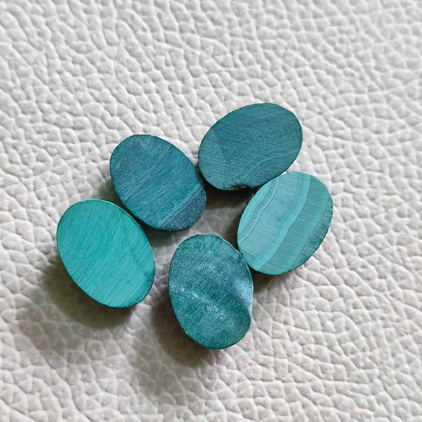 Natural malachite Cabochon Gemstone A47