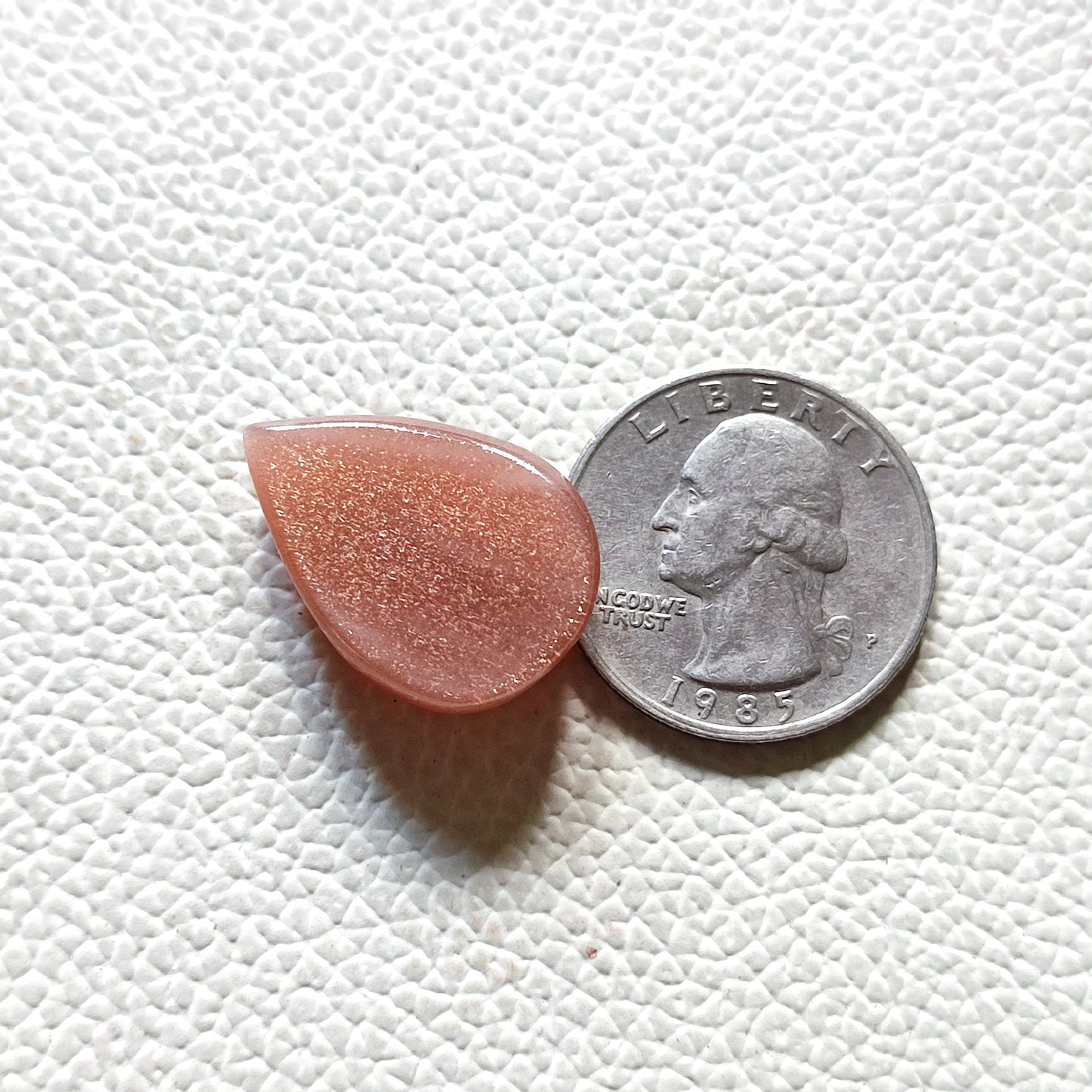 Fine Quality Natural Sunstone Cabochon Gemstone (A118)