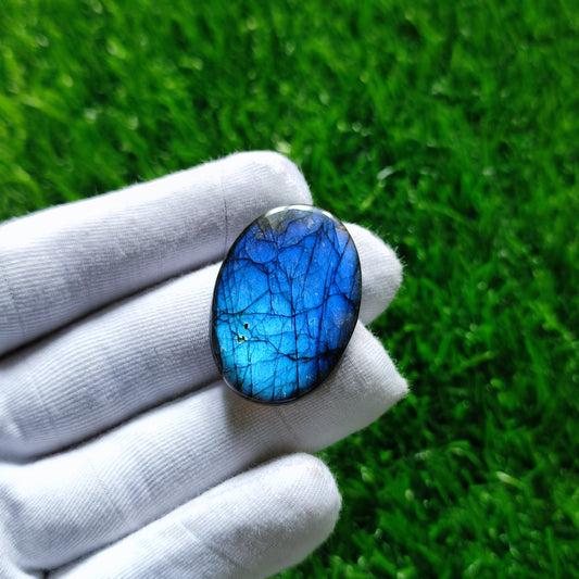 Natural Labradorite Cabochon Gemstone (147)