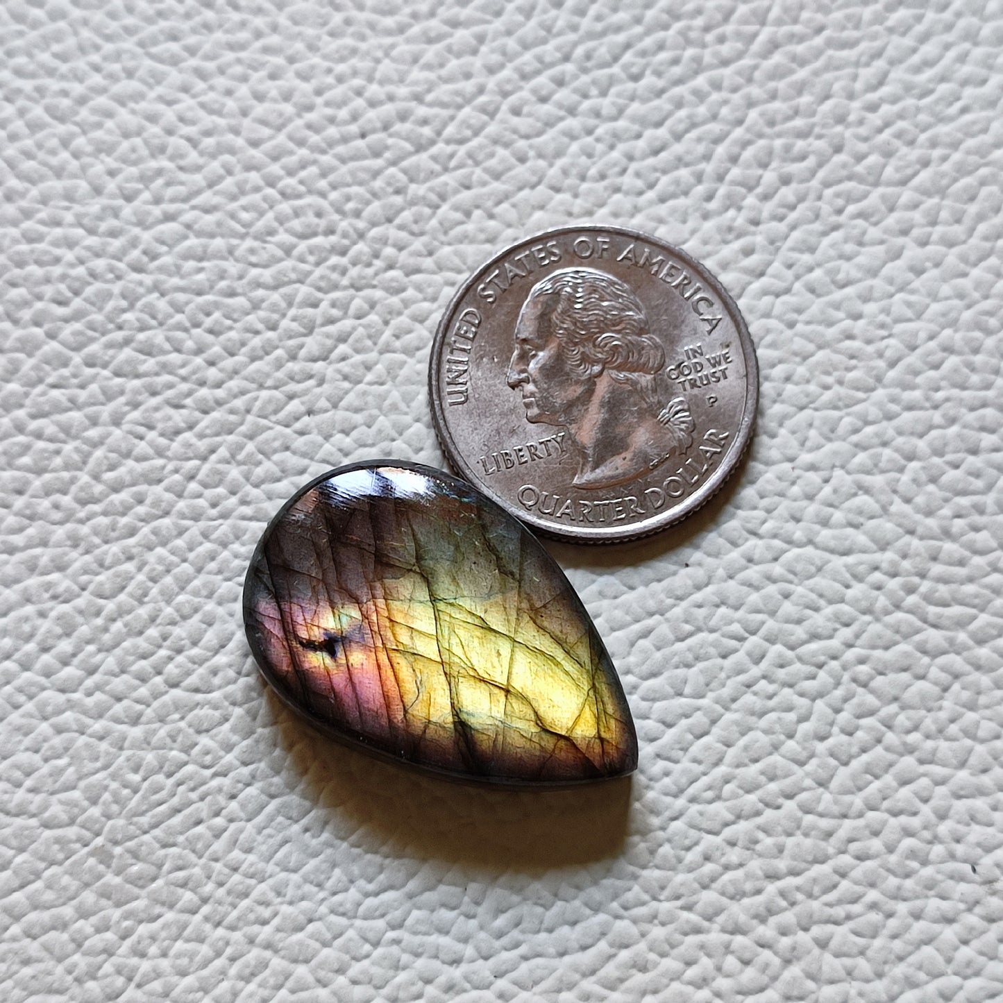 Natural Labradorite Cabochon Gemstone (175)